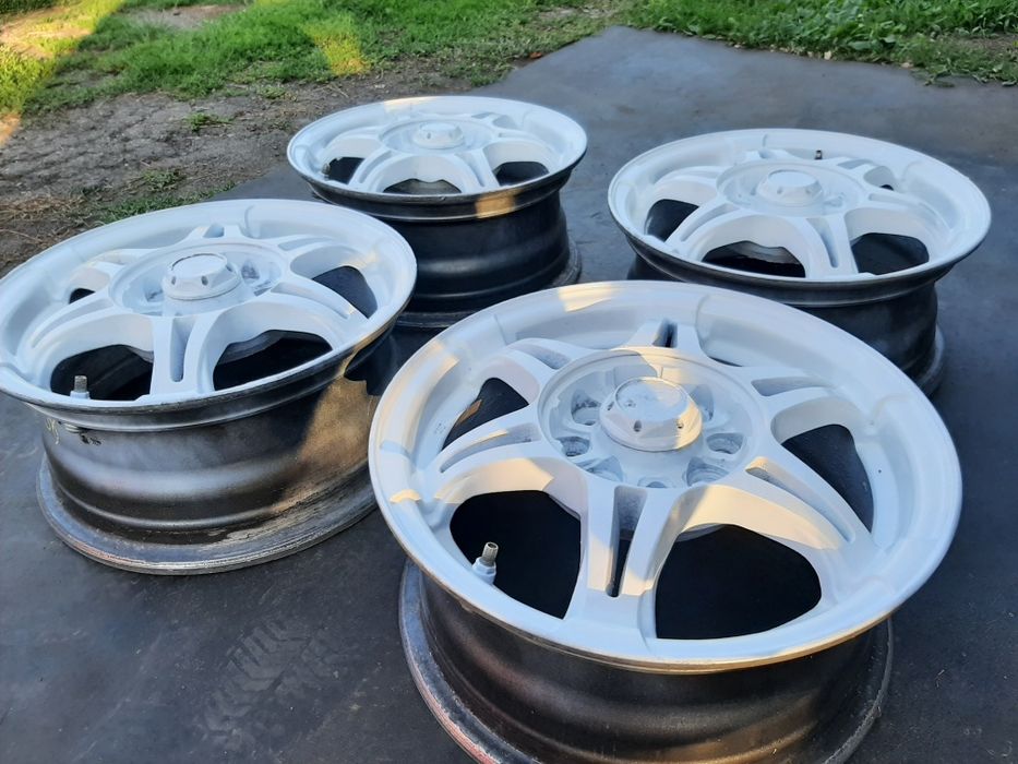 Продам легкосплавні диски r 13 4/98
