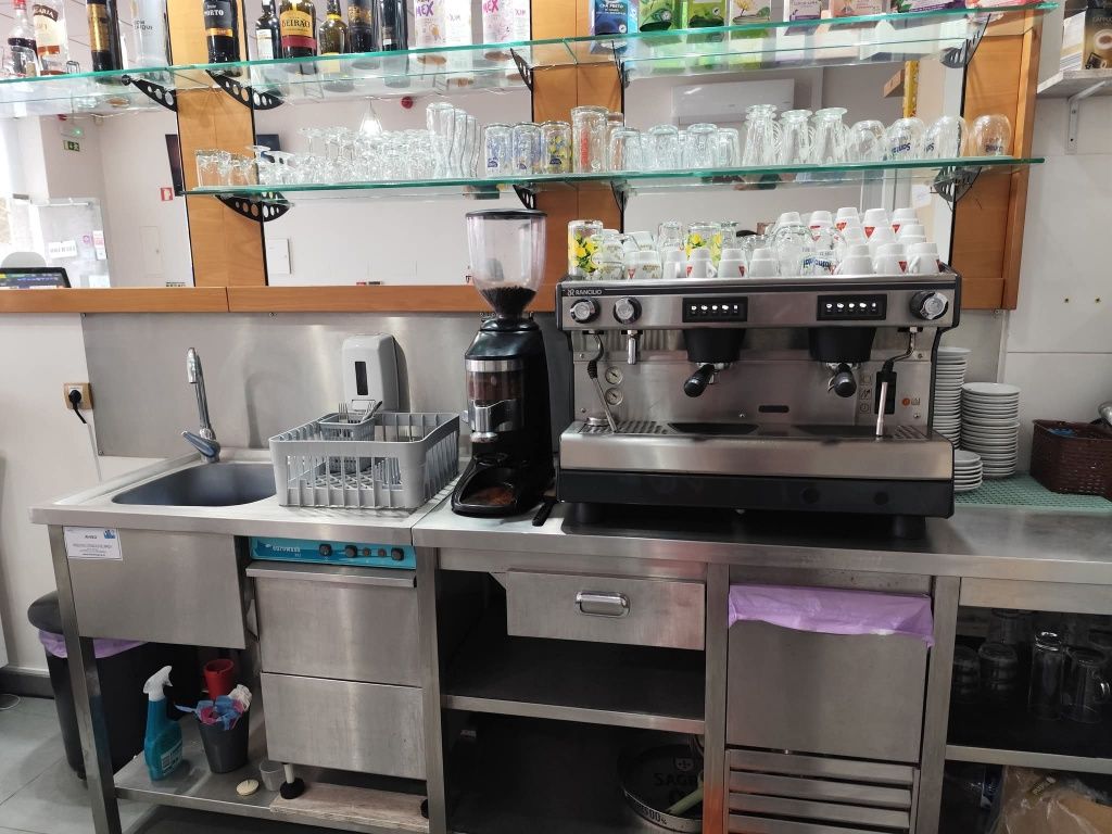 Café snack bar Alcanena