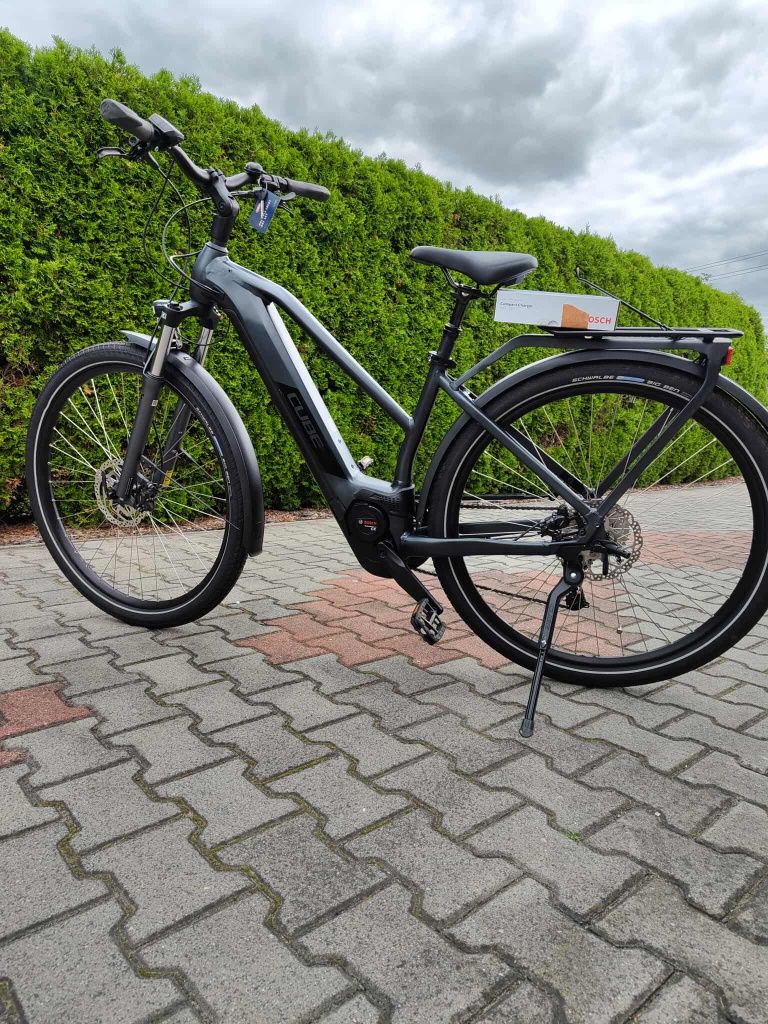 Rower elektryczny Cube Kathmandu 625 Bosch CX