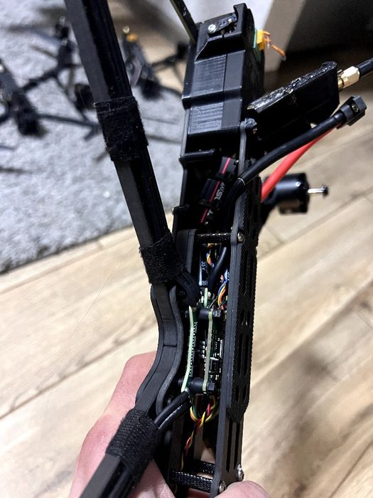 Новий фпв дрон 10-ка шрайк