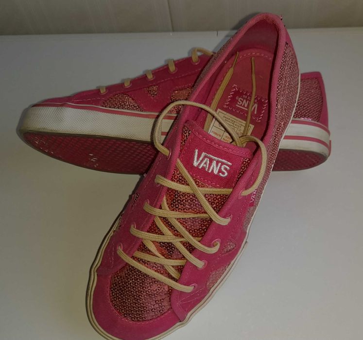 VANS - Ténis Sapatilhas marca Vans c/brilhantes - Em bom estado !