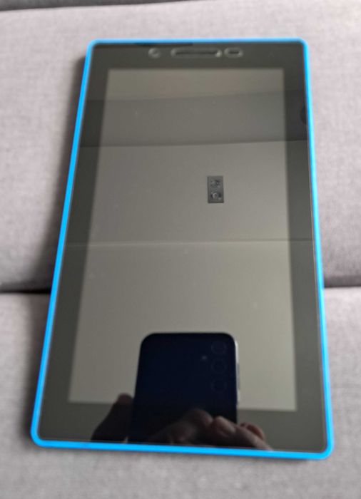 Tablet Lenovo TB3-710F 7" stan bardzo dobry