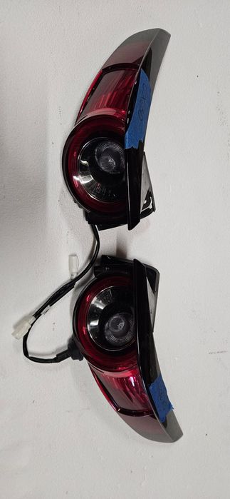 Lampa lewa prawa tyl tylna w błotnik mazda cx 30 europa