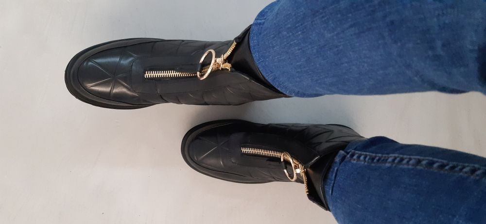 Botins de luxo Lola Cruz