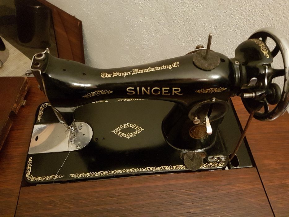 Máquina de costura Singer