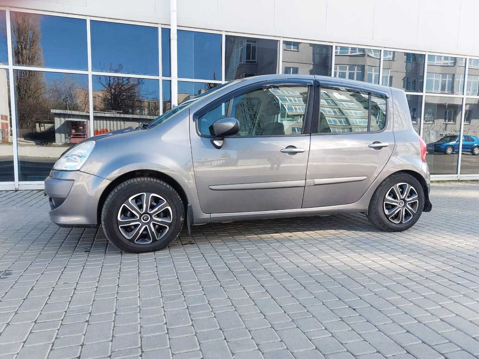 Свежепригнанный Renault Modus 1,5dCi (на коже с панорамой)