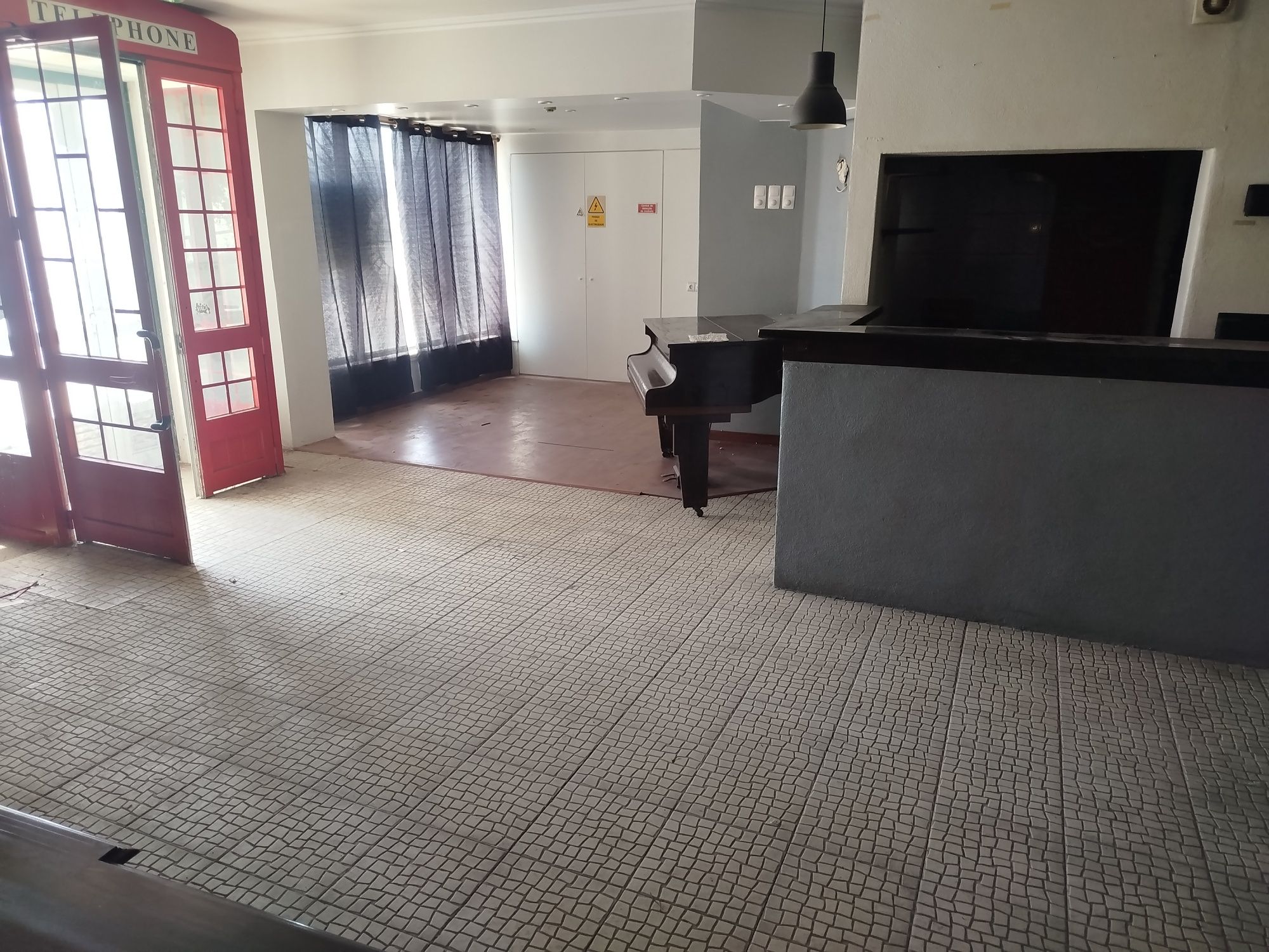 Aluga-se restaurante