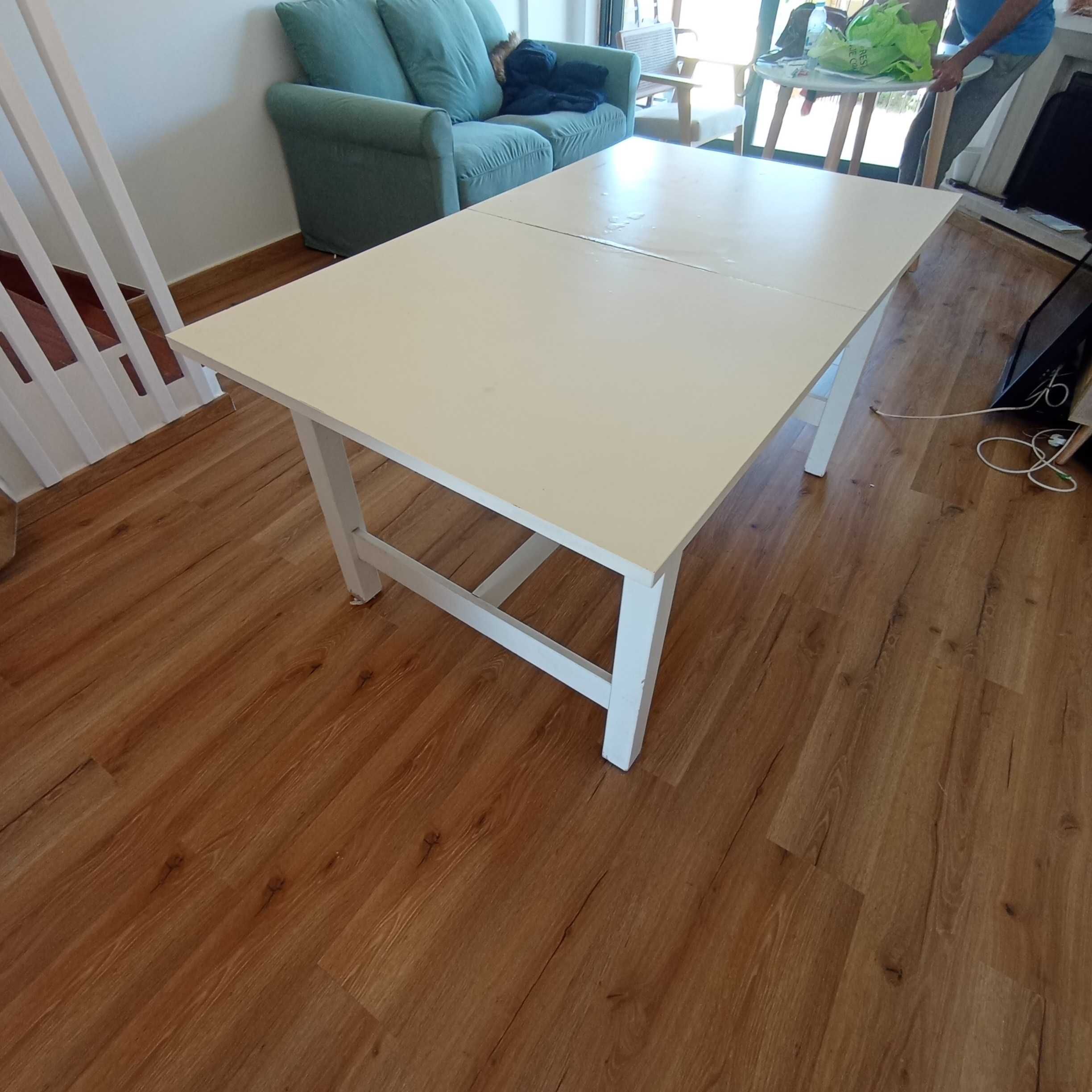 Mesa IKEA extensível