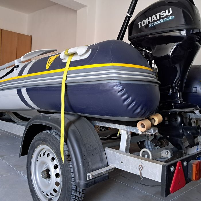 Barco pneumático versus 300