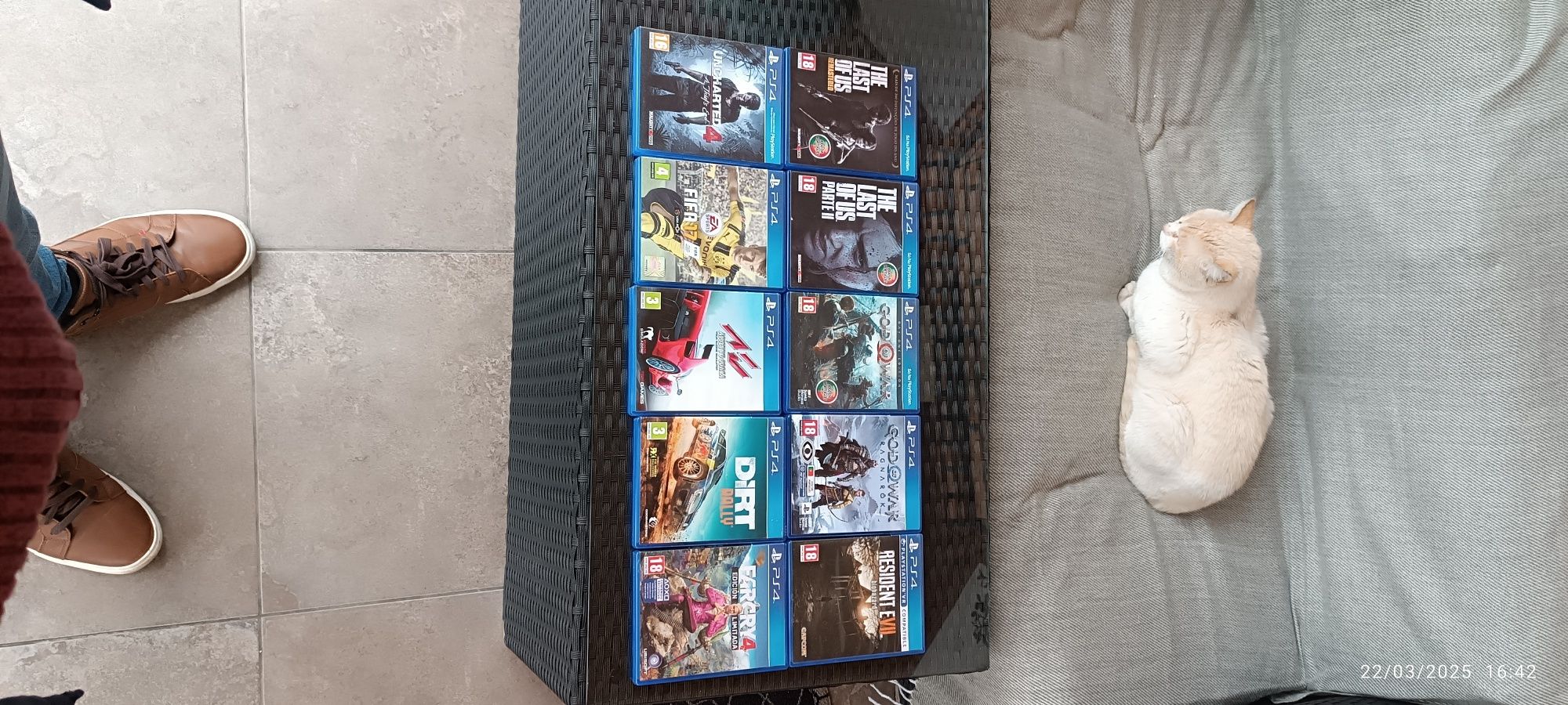 PS4 / Playstation 4 Slim 500GB + 1 Comando + Jogo