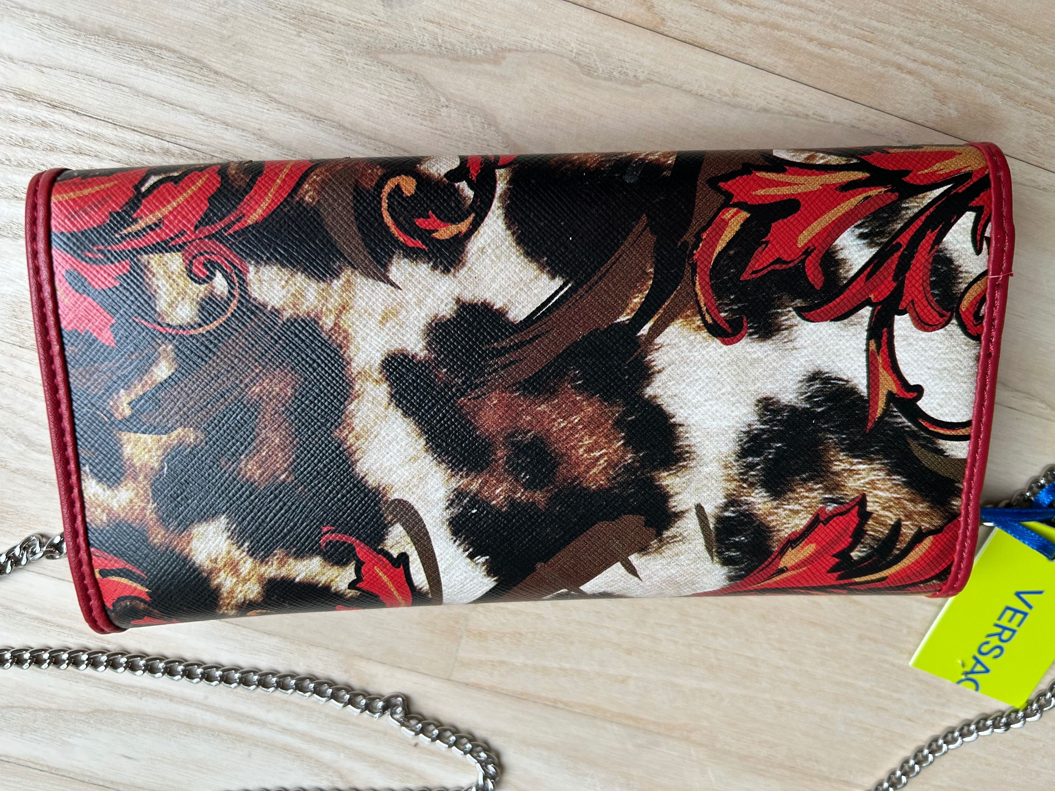 Torebka Versace Jeans z paskiem na łańcuchu