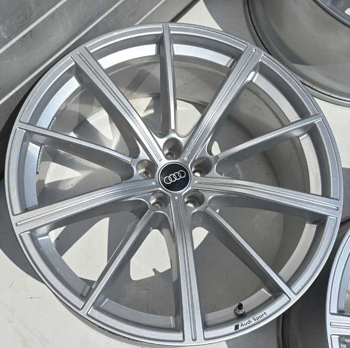 Alufelgi Audi Q8 RS Q8 5x112 4M8 22'' ET18 10J 4X
