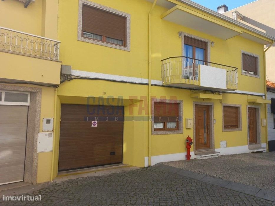 Moradia com 2 habitações ótima oportunidade para investidores!