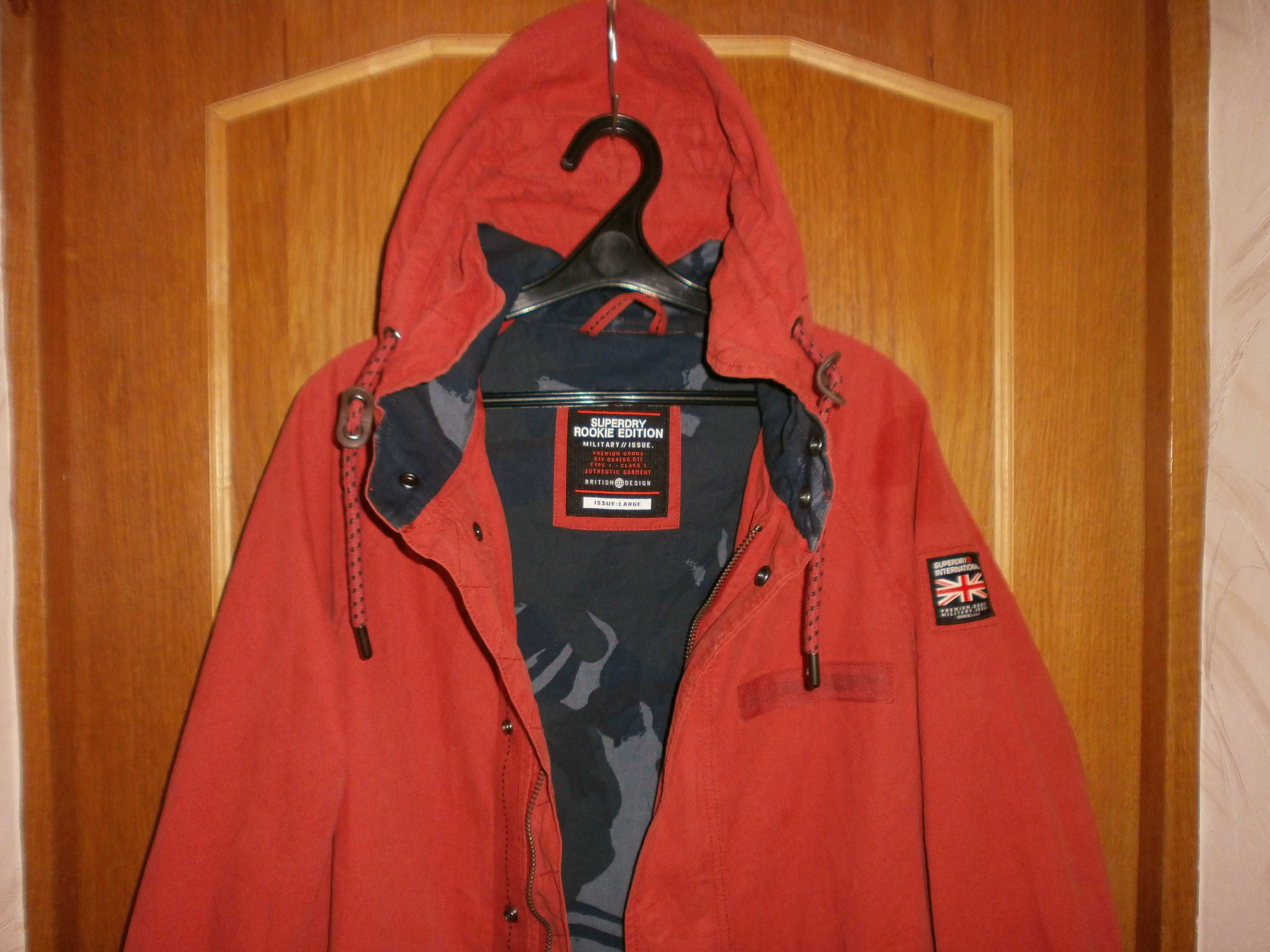 Куртка ветровка Superdry Japan, красная, разм. L, наш 52. ПОГ-58 см