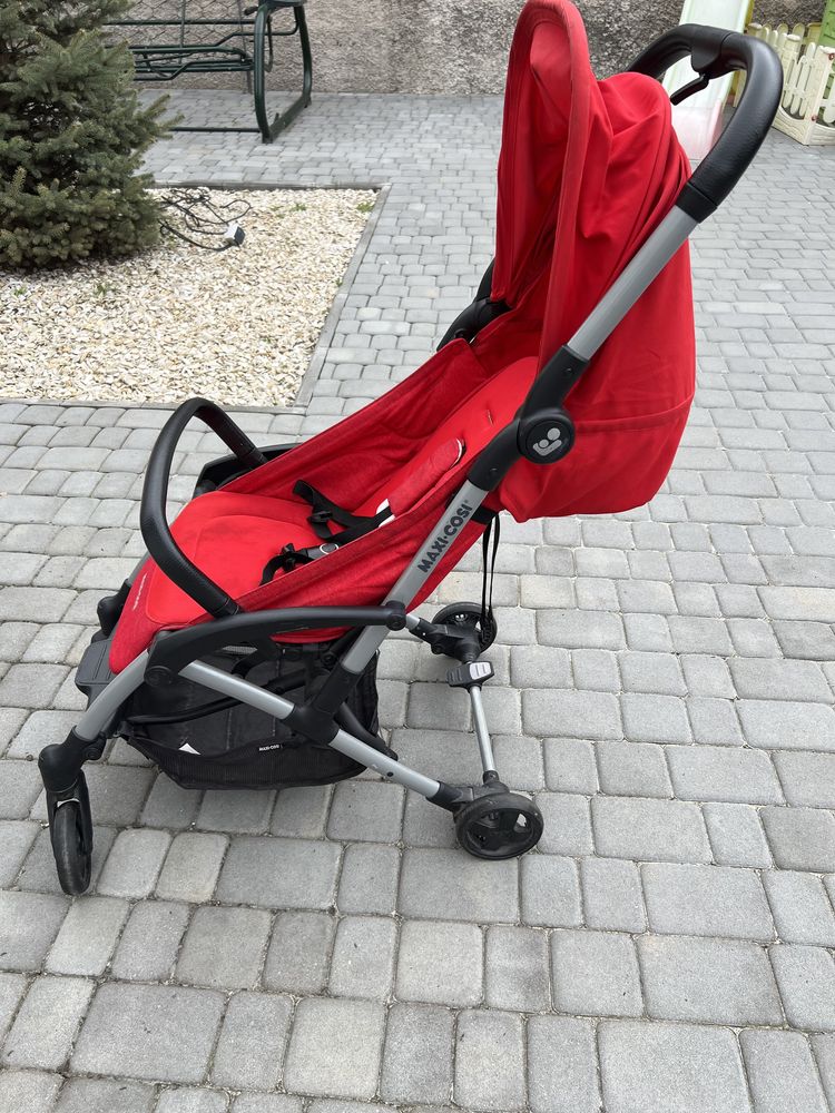 Каляска  прогулочна Maxi Cosi