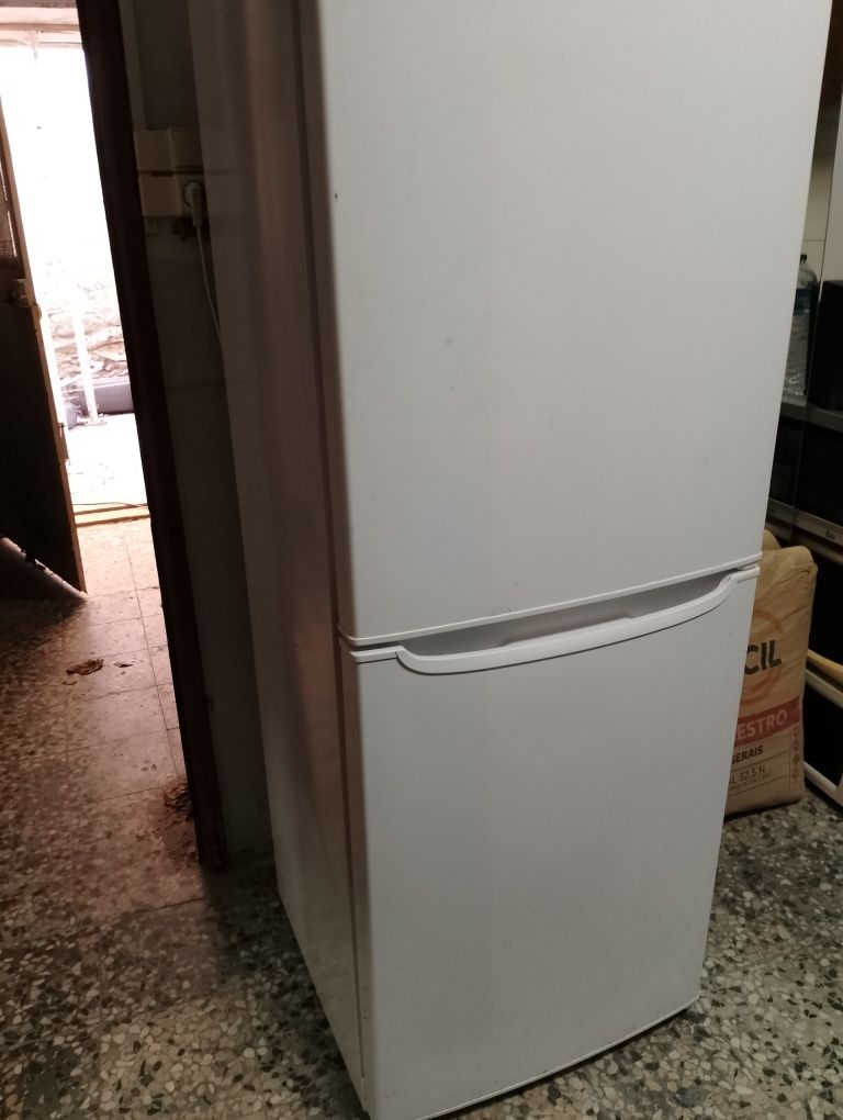 Frigorífico combinado Ariston Hotpoint