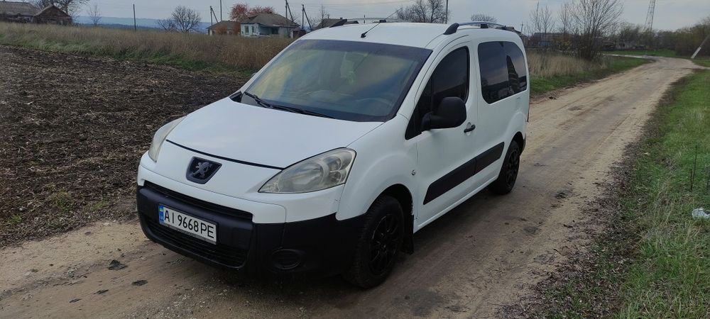 Продам Пежо партнер