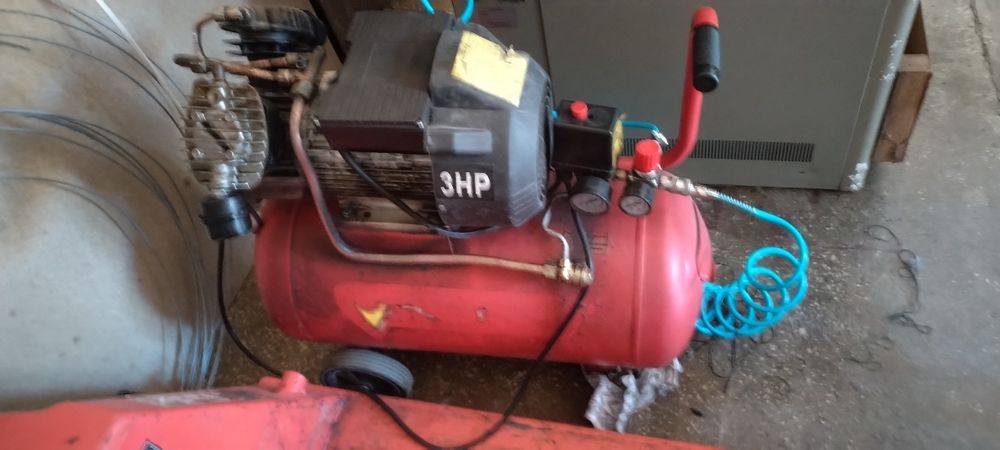 Продам компрессор