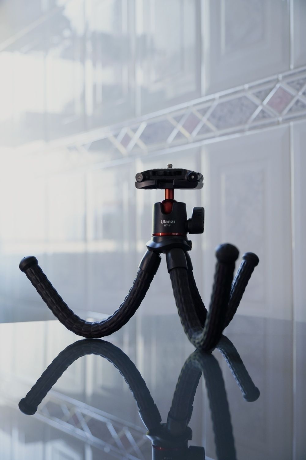 Tripé Ulanzi MT-11 Flexível Multifuncional com Suporte para Telemóvel