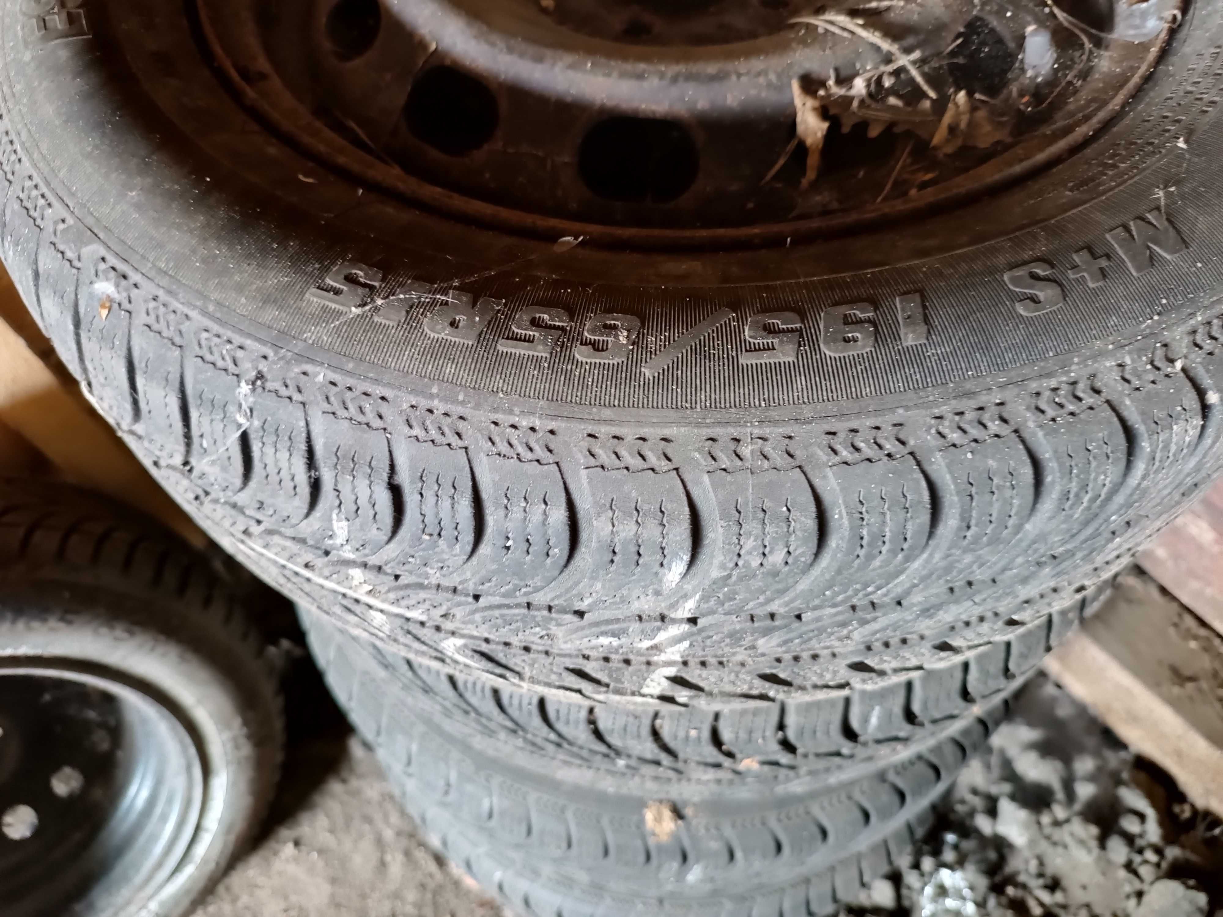 koła ford focus mk 2  opony letnie i zimowe po 4 sztuki z felgami