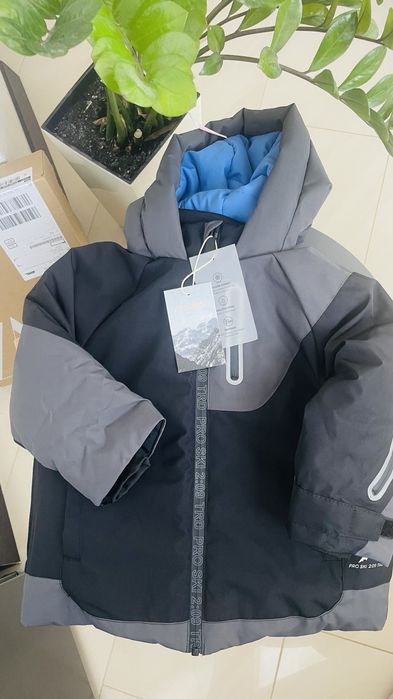 Топова гірськолижна термокуртка від Zara, reima, 104 та 110 см