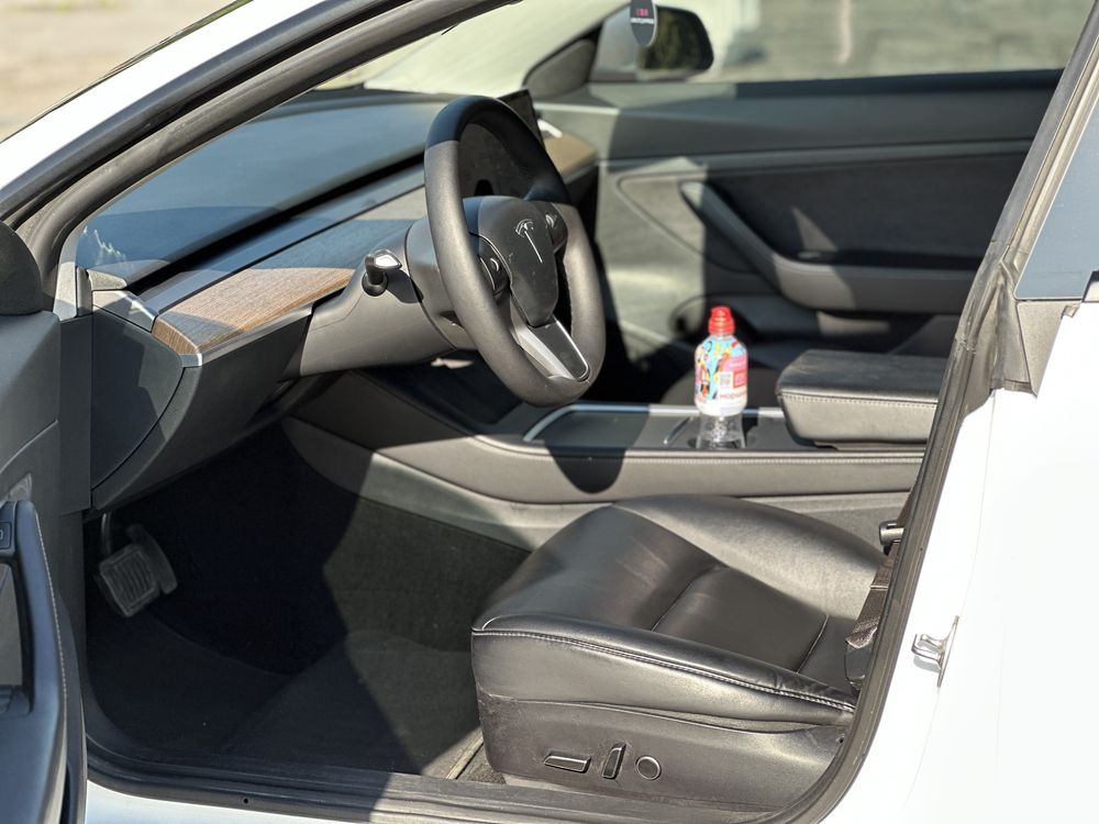 Tesla Model3 2021 года