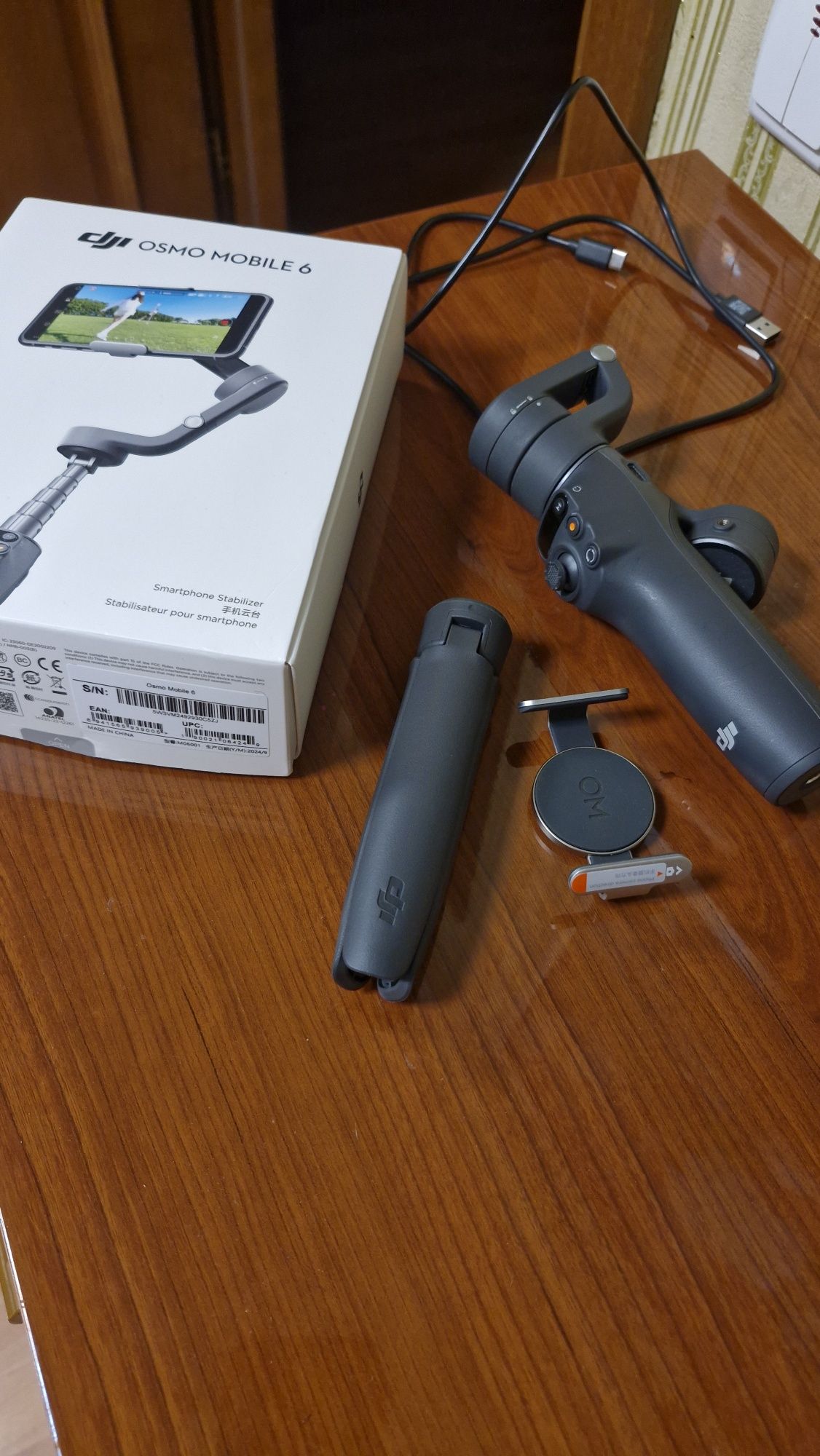 DJI Osmo Mobile 6 Монопод-Стабілізатор