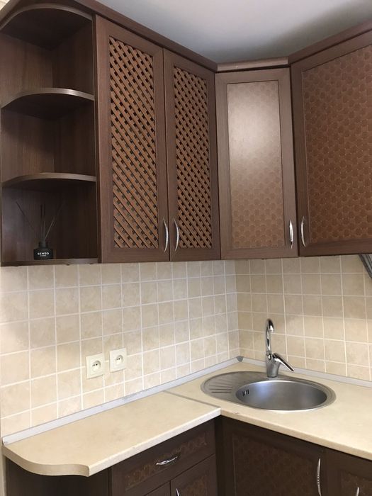 Здам на тривалий термін 1 кімнатну по Кн.Острозького