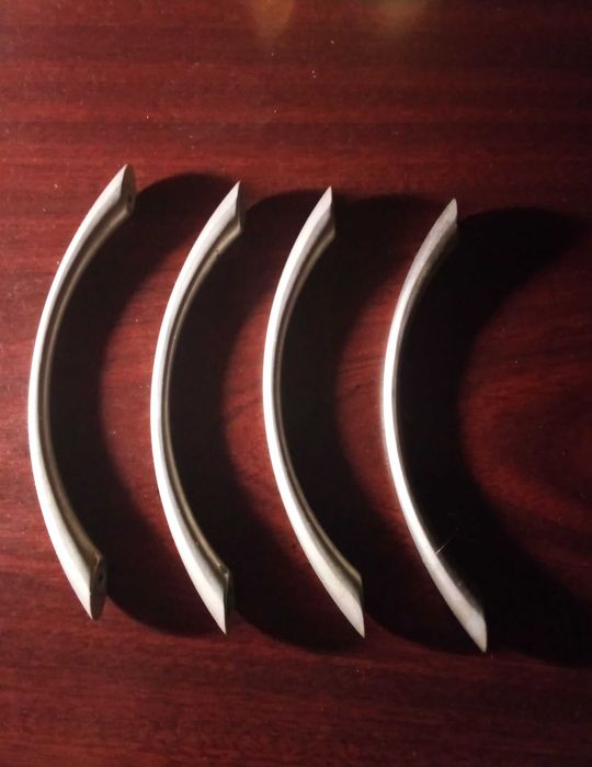 Мебельные ручки.