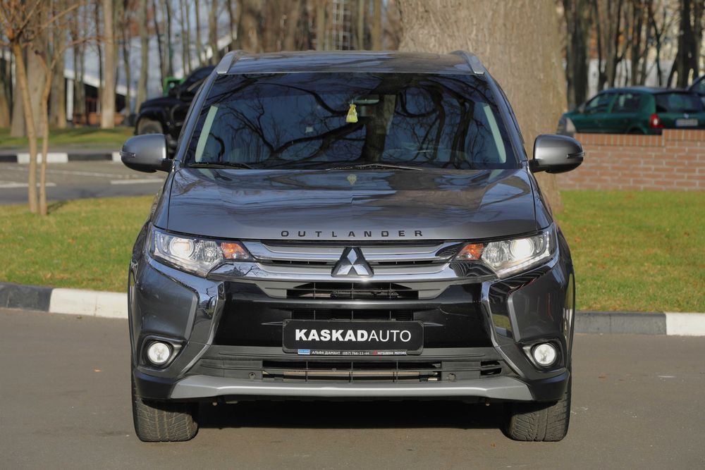 Mitsubishi Outlander 2016