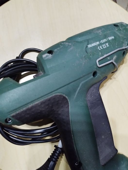 Pistolet do kleju DEDRA