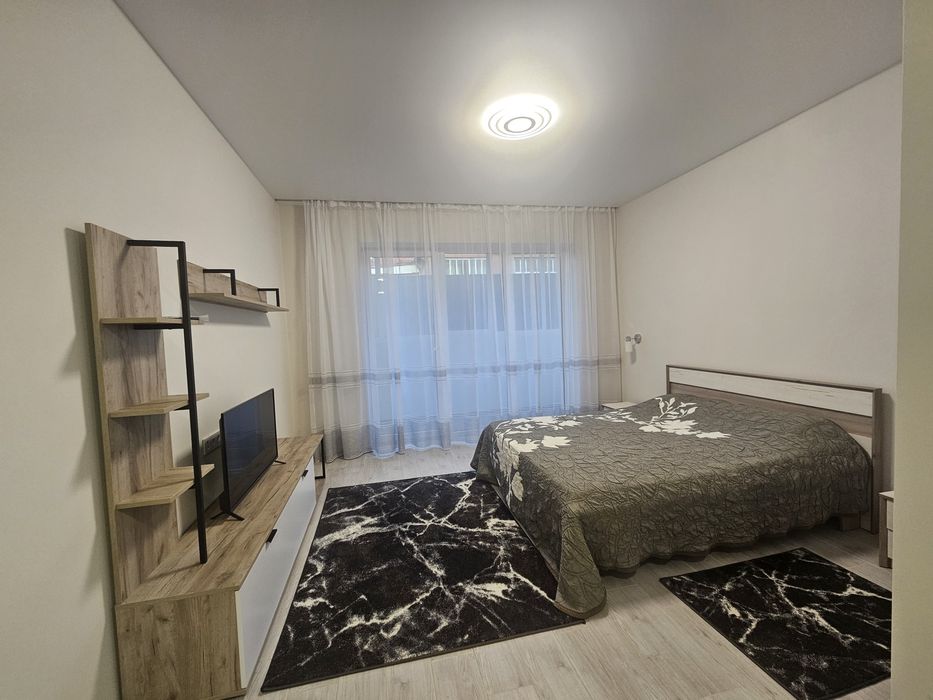 Вперше здається 1,5 кімнатна в будинку клубного типу поруч ТРЦ "Дастор