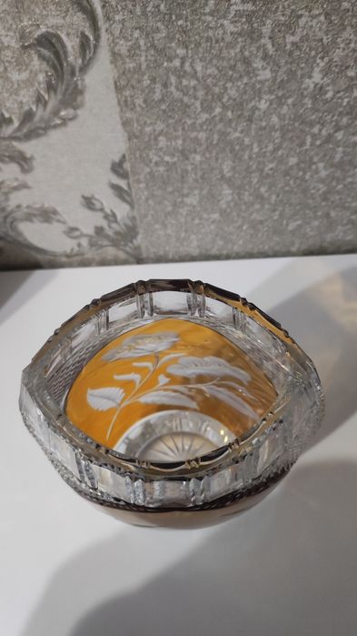 Ваза хрустальная цветная