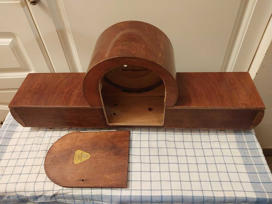 Zegar kominkowy VEB Piko Fm Sonnenberg. Skrzynia zegara NRD.