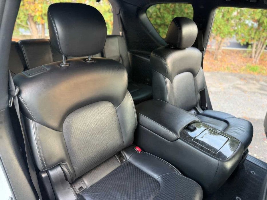 INFINITI QX80 Luxe      2020