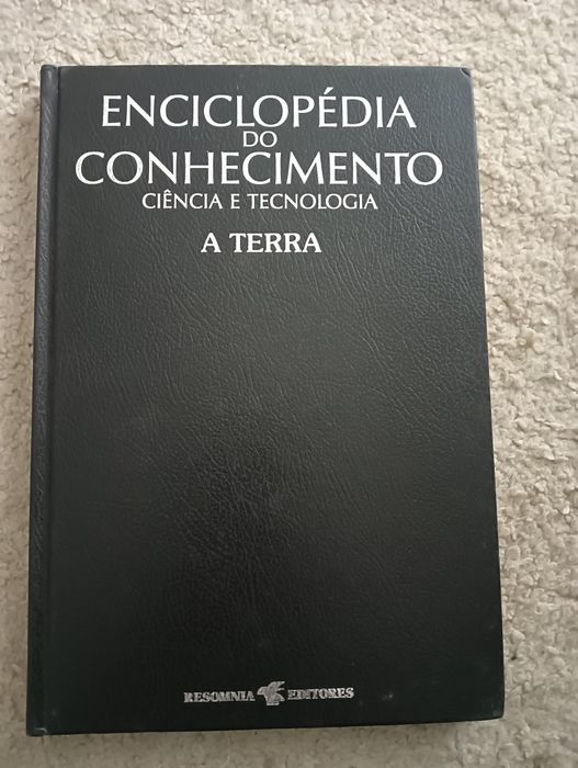 A Terra		Ardley, Neil ;	Matthews, Robert ; Resomnia editores