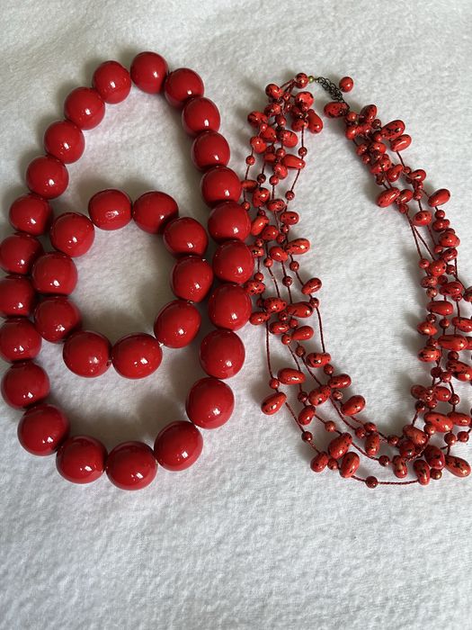 Намисто  коралове  буси та набір