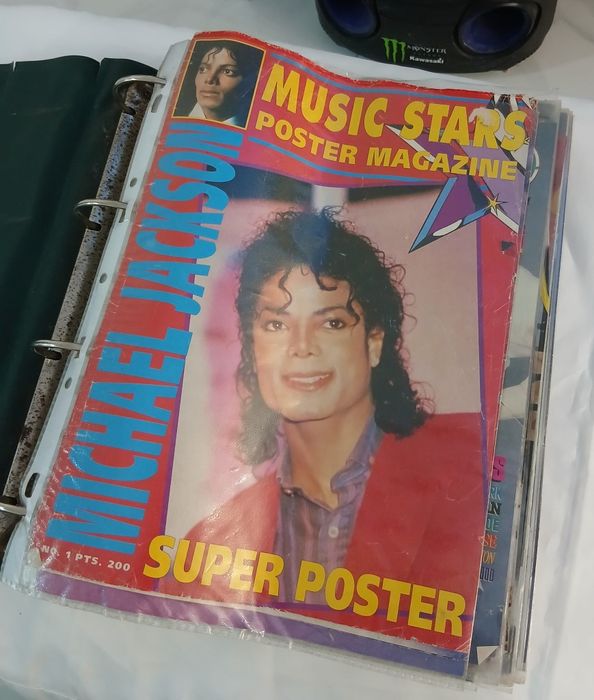 Coleção de Posters e capas tudo do Michael Jackson