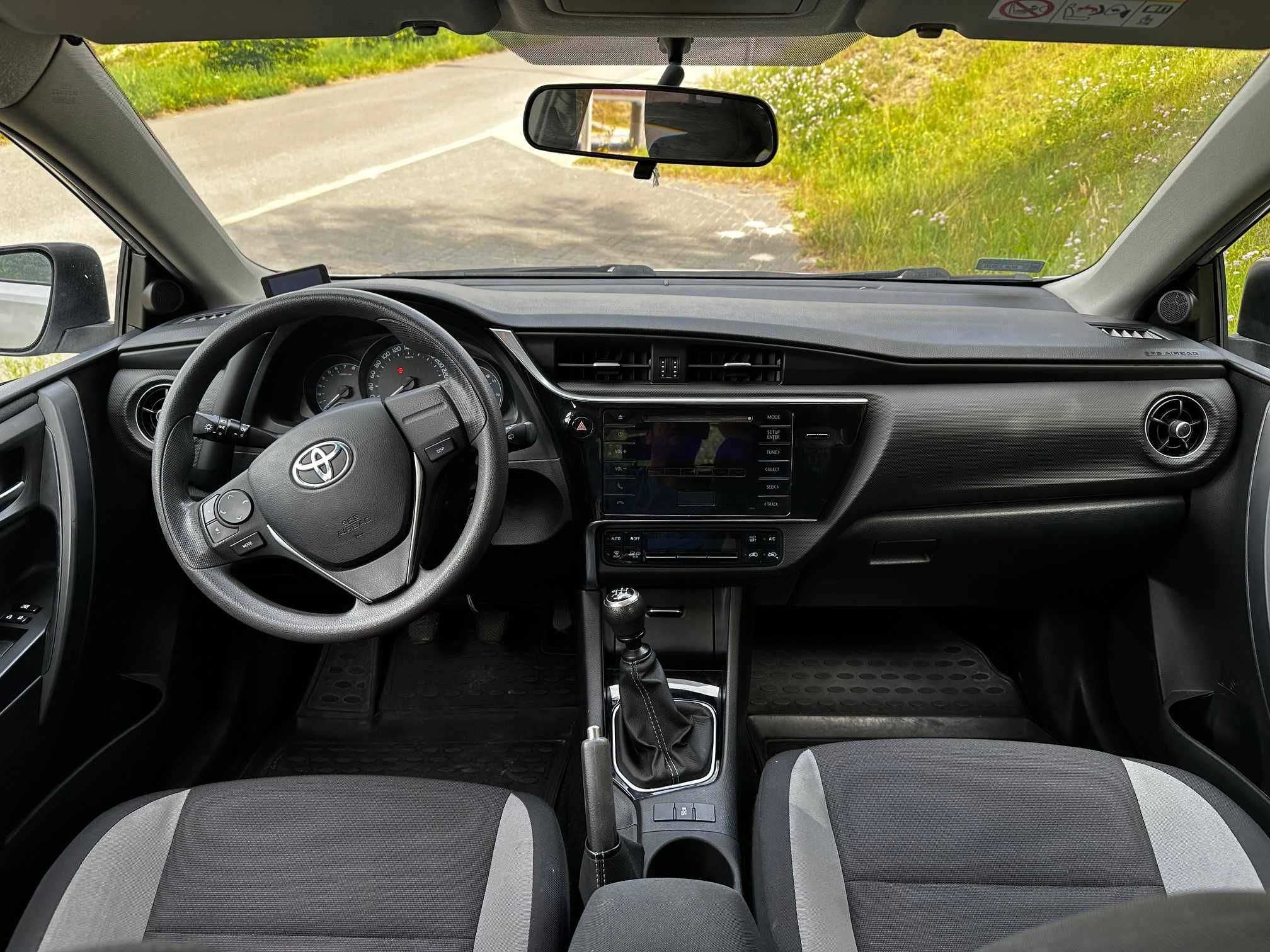 Toyota Auris 2016r 1.33 VVT-i SALON POLSKA mały przebieg