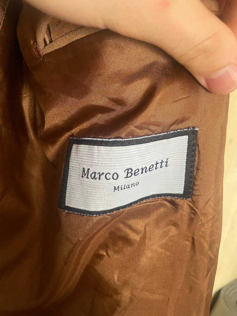 Італійське коротке пальто Marco benetti