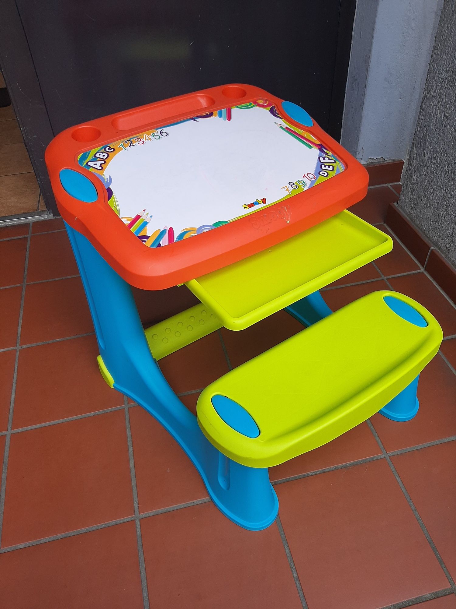 Smoby stolik biurko z krzesełkiem