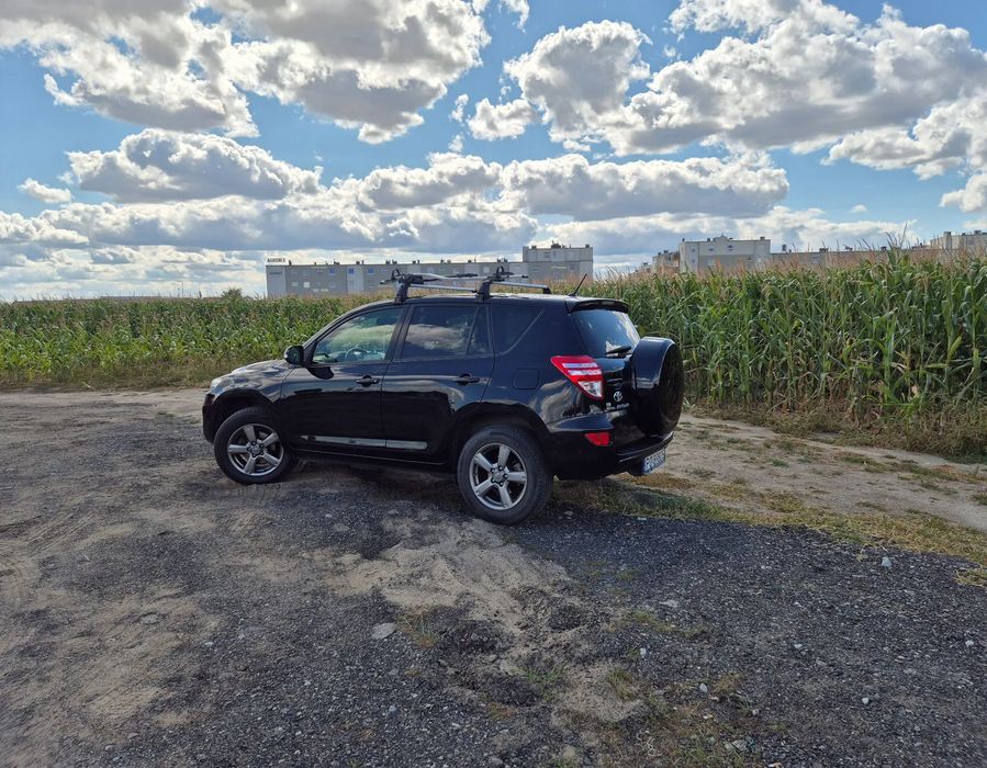 Toyota RAV4 Salon Polska 4×4 benzyna-automat