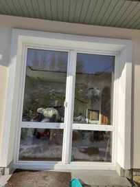 Okno tarasowe białe