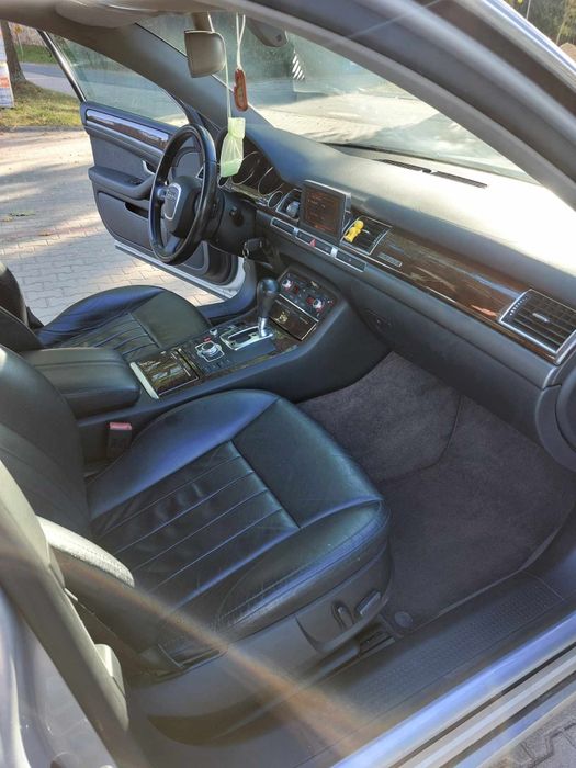 Audi A8 D3 quattro 3.0 tdi 233 km
