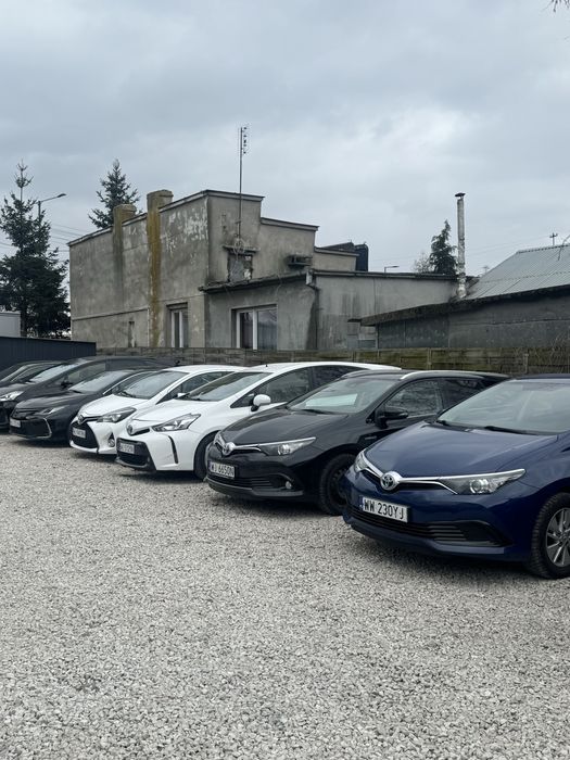 Toyota Auris Hybrid z gazem – wynajem długoterminowy dla firm | FV VAT