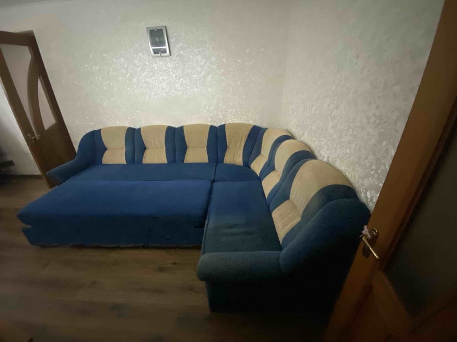 Продам диван кутовий