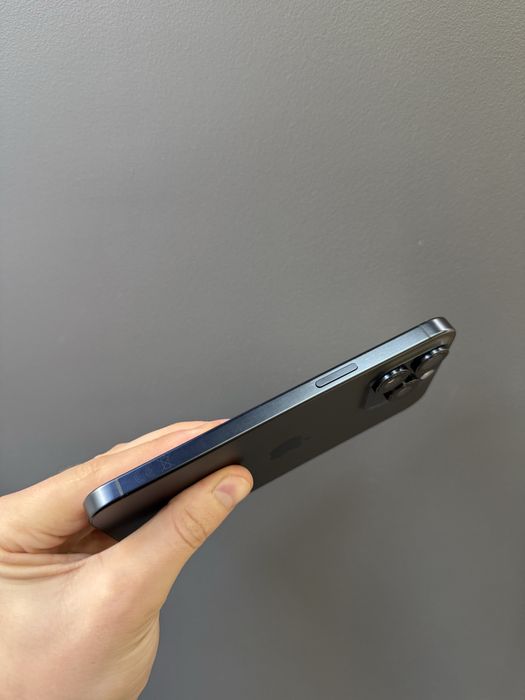 Б/у iPhone 15 Pro Max 256Gb Blue