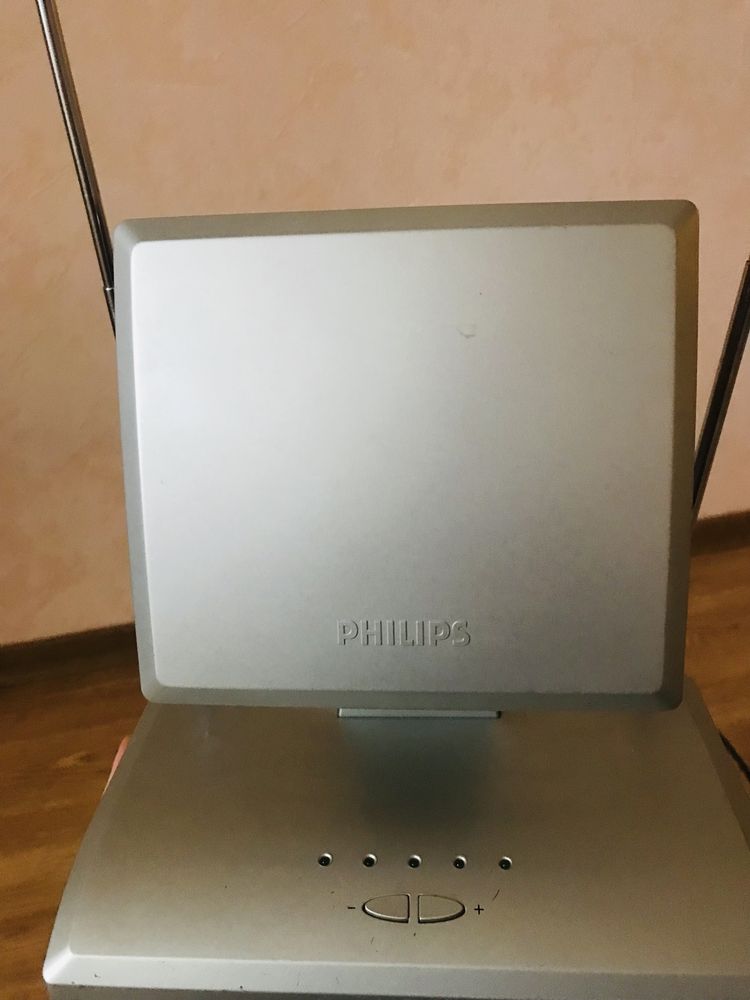 Антена кімнатна до телевізору Philips