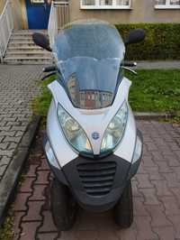 Piaggio MP3  125