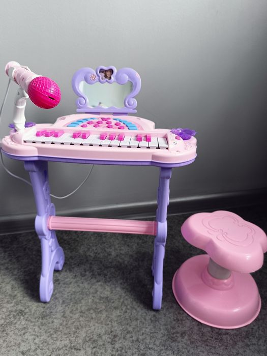 Дитячий синтезатор піаніно на ніжках зі стільчиком